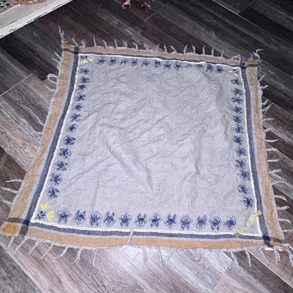 Zadig & Voltaire 100% wool scarf  , Made in India 31x33
